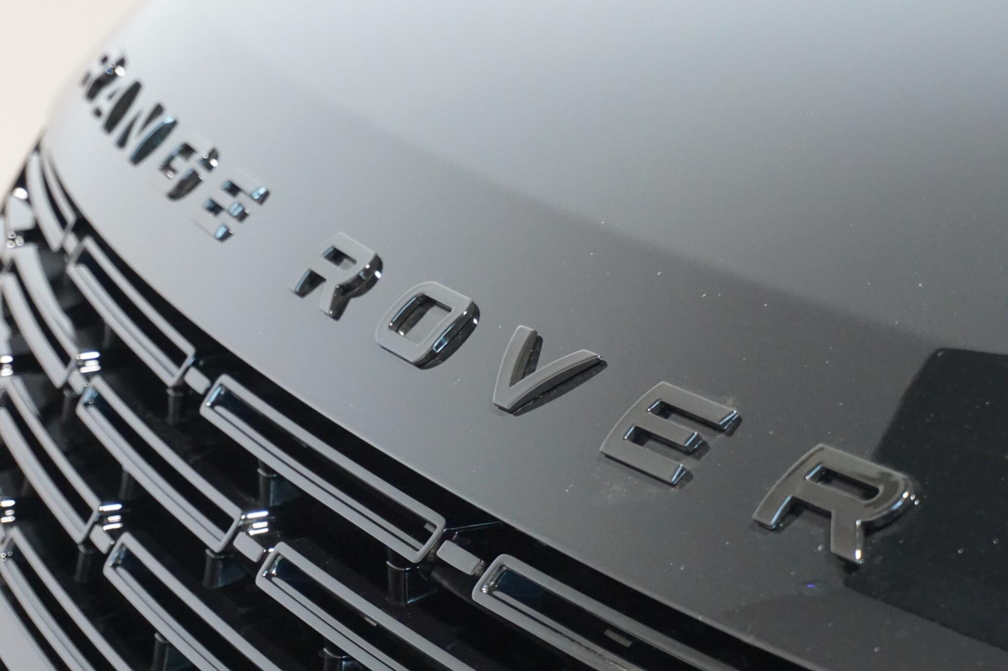 Land Rover Range Rover Sport 3.0 D300 MHEV Dynamic SE SUV 5dr Diesel Auto 4WD Euro 6 (s/s) (300 ps)